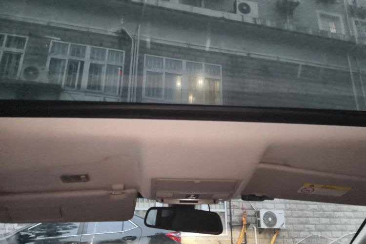 Used Land Rover Discovery Sport 2017 2.0T HSE Headliner