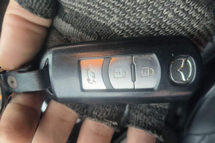 Used Mazda Mazda 3 Axela 2017 Sedan 1.5L Automatic Luxury Model Emission Standard China V
