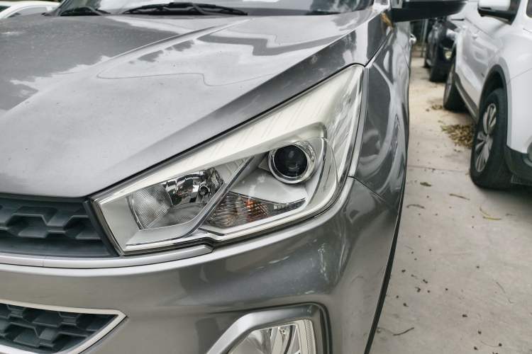 Used Wuling Hongguang S3 2019 Automatic Clutch Version 1.5L Manual Comfort Model China V Standard
