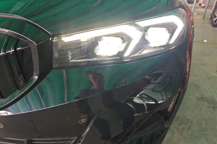 Used BMW i3 2024 eDrive 40 L Midnight Edition
