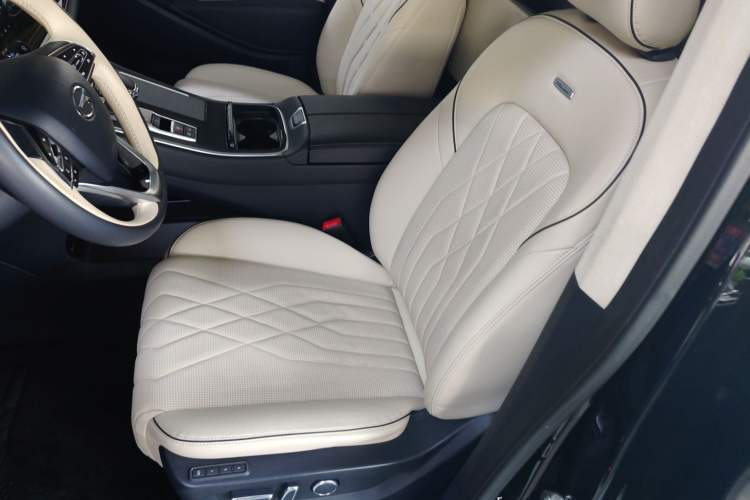 Used GAC Trumpchi M8 2021 Master Series 390T Four-Seat Deluxe Edition Left Front Seat