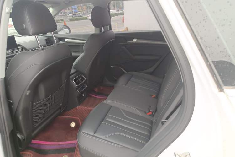Used Audi Q5L 2021 40 TFSI Fashion Dynamic Model
