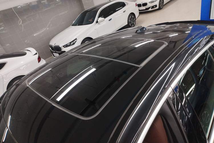 Used BMW X6 2023 xDrive40i Luxury Model with M Sport Package