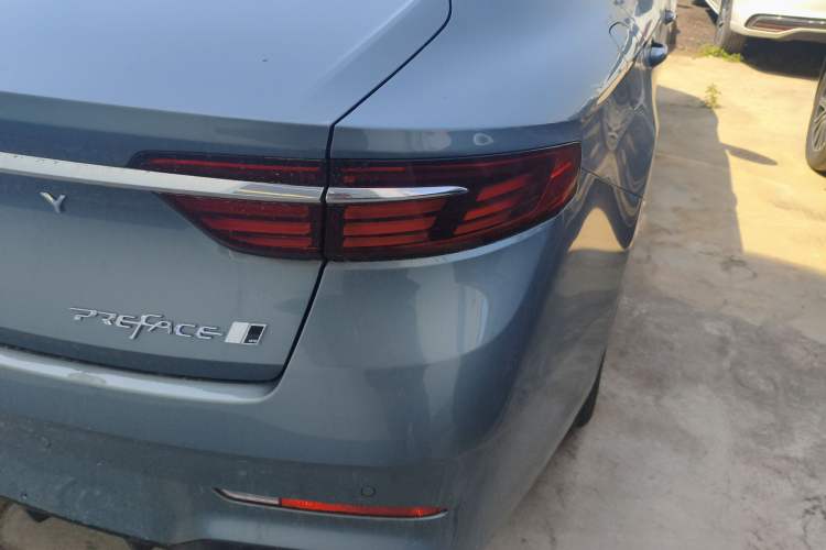 Used Geely Auto Preface 2026 Model Oriental Yao 1.5TD Fuyao Edition Right Rear Taillight