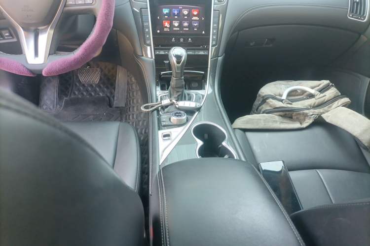 Used Infiniti Q50L 2018 2.0T Comfort Edition China VI Standard