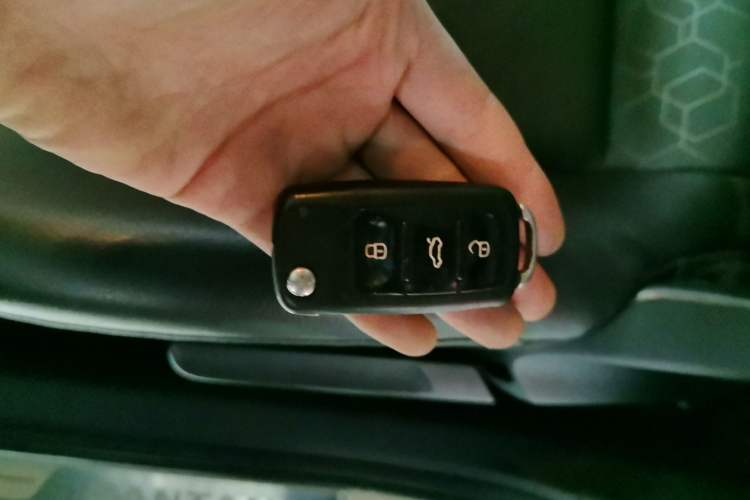 Used Volkswagen Santana 2015 1.6L Automatic Comfort Edition
