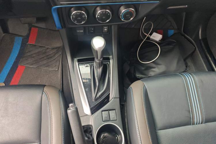 Used Toyota Levin 2018 185T CVT Luxury Edition China V Standard Gear Lever