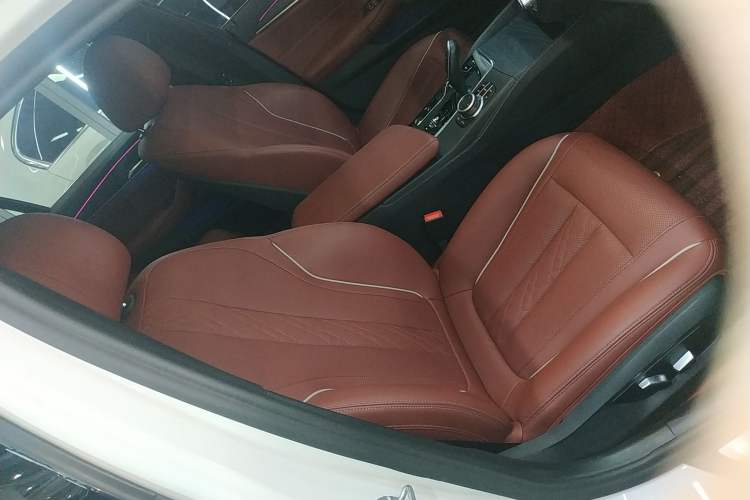 Used BMW 5 Series 2022 Restyled 530Li Leading Edition M Sport Package