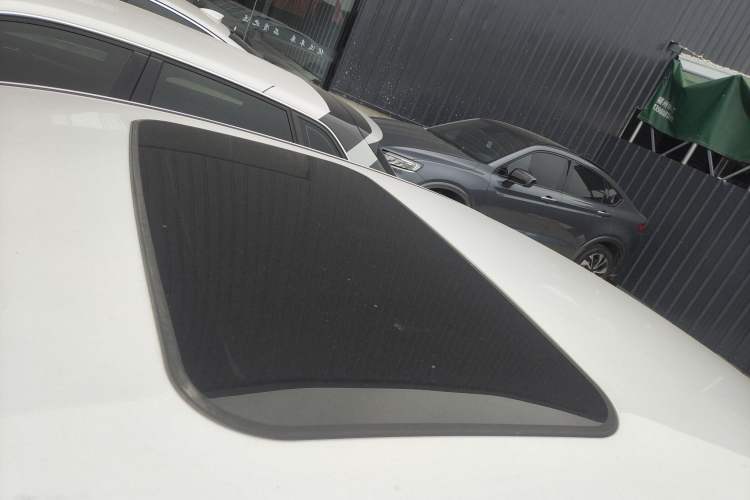 Used Geely Auto Emgrand L HiP 2024 Longteng Edition 1.5TD-DHT Pro 100KM Excellence Model Roof