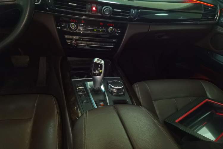 Used BMW X5 2015 xDrive28i