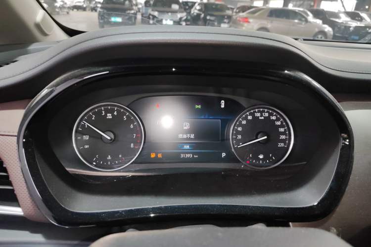 Used Buick GL8 2022 Land Business Class 652T Luxury Model