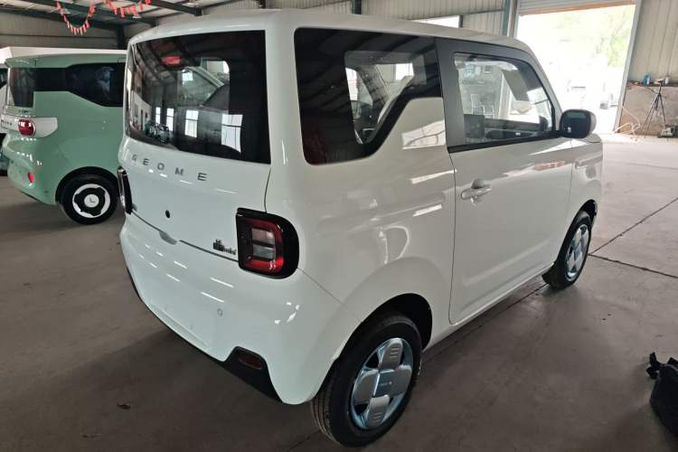 Used Geely Galaxy Panda 2024 Panda Mini 200km Endurance Bear Rear Right 45 Deg