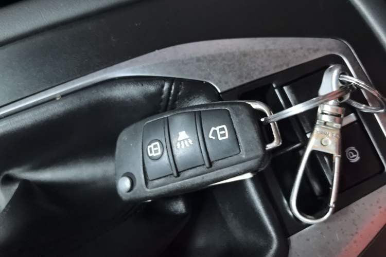 Used JETOUR X70M 2022 1.5T Manual Advanced Partner 7-Seater
