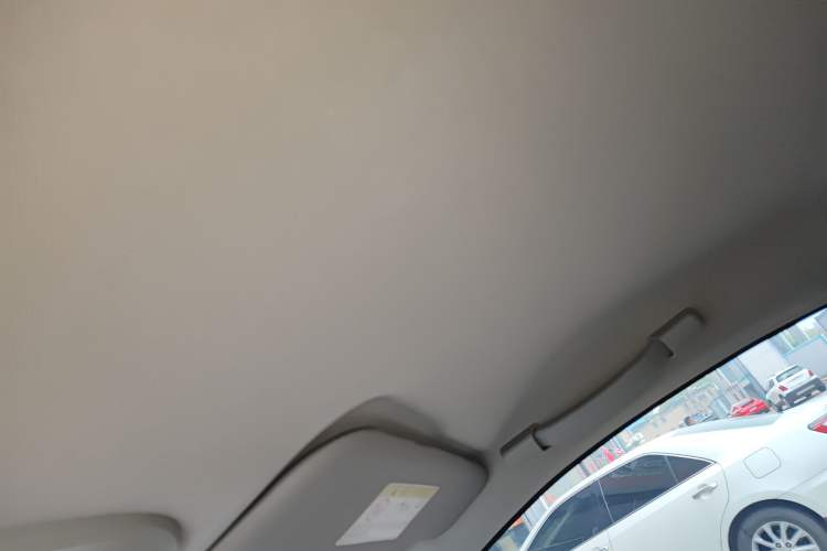 Used Chery QQ Little Ant 2022 Sweet Pink Edition Half-Sugar Version Lithium Iron Phosphate 29.2 kWh 30 kW 301 km Headliner