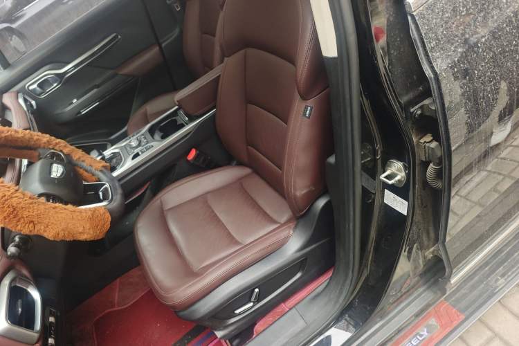 Used Geely Auto Haoyue 2022 1.8TD DCT Flagship 7-Seater
