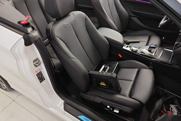 Used BMW 2 Series (Import) 2019 225i Convertible Coupe Sports Design Package