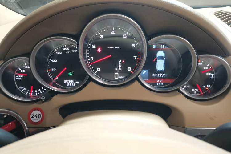 Used Porsche Cayenne 2011 Cayenne 3.0T
