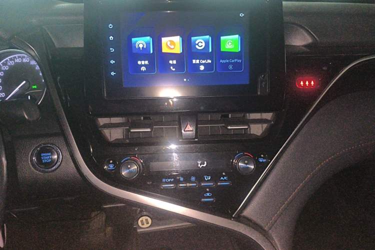 Used Toyota Camry 2022 2.0GVP Premier Edition Audio And AC Panel