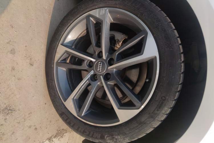 Used Audi A4L 2019 40 TFSI Ambition China VI