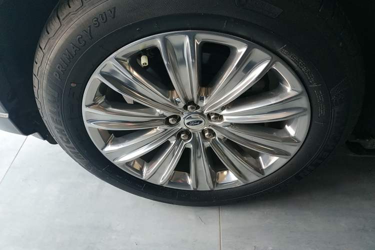 Used Ford Explorer 2020 EcoBoost 285 4x4 Titanium Edition 7-Seater