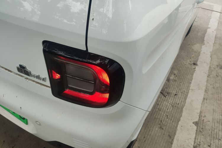 Used Geely Galaxy Panda 2024 Panda Mini 200km Endurance Bear
