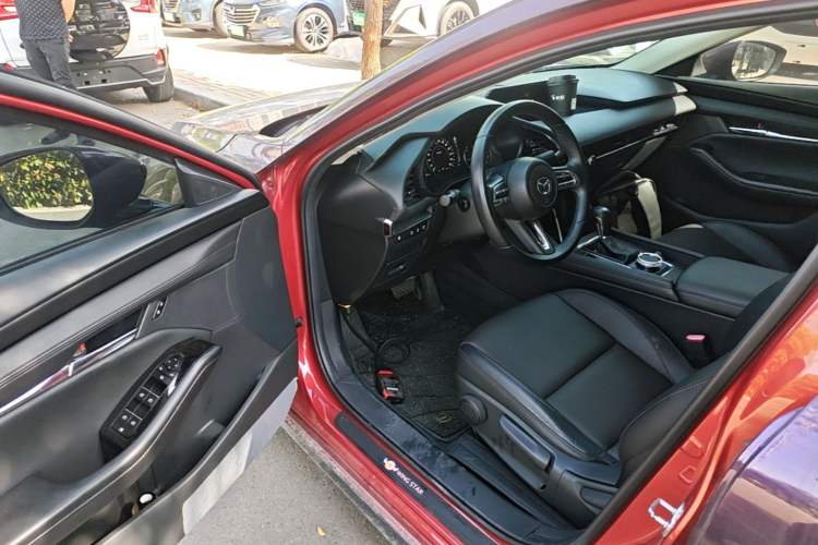 Used Mazda 3 Axela 2020 2.0L Automatic Zhiya Edition