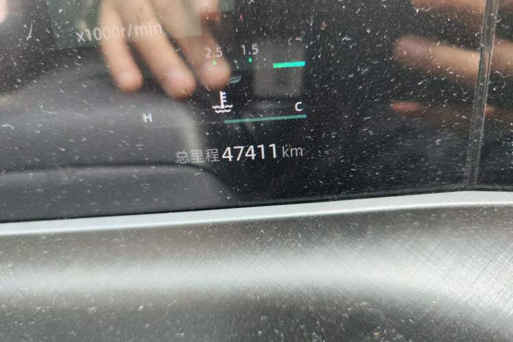 Used CHANGAN UNI-T 2022 1.5T Prestige Version Odometer Close Up