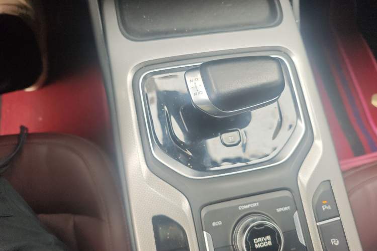 Used Geely Auto Haoyue 2022 1.8TD DCT Flagship 7-Seater
