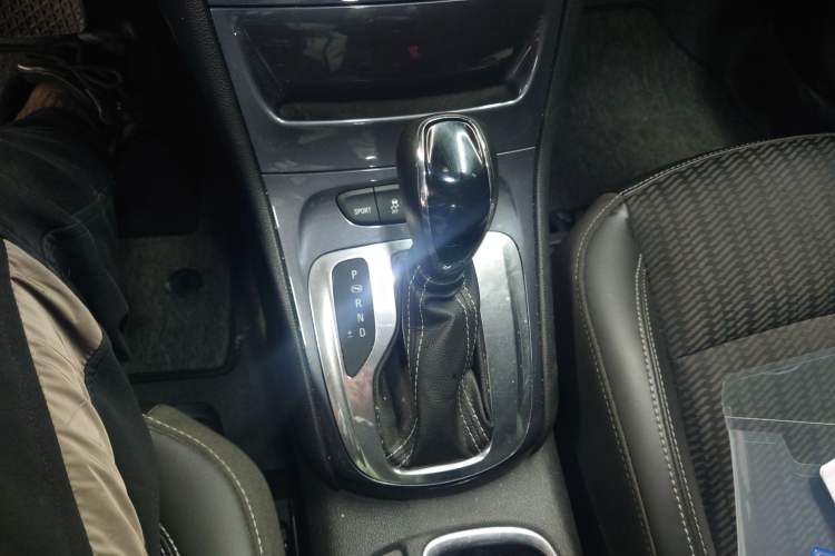 Used Buick Verano 2018 Hatchback 15S Automatic Leading Model
