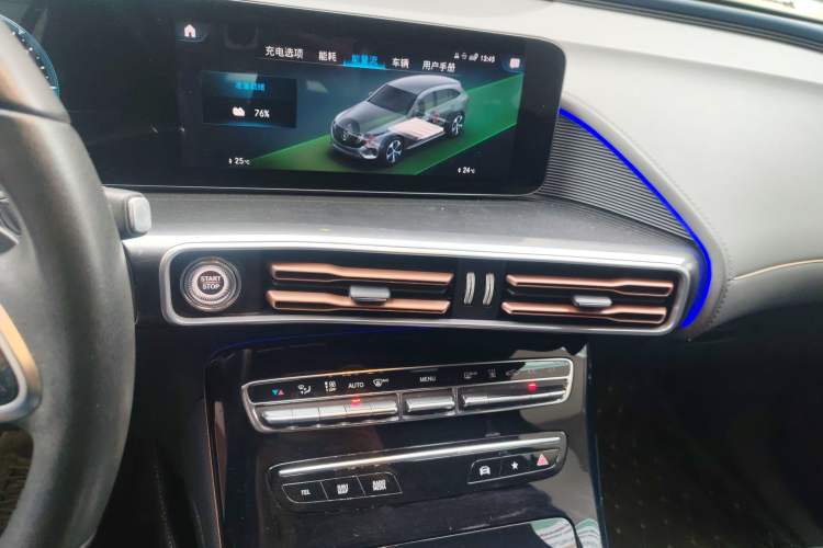 Used Mercedes-Benz EQC 2021 EQC 400 4MATIC Audio And AC Panel