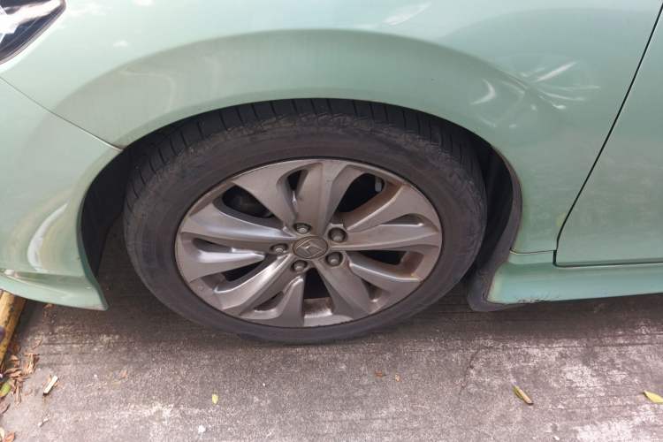 Used Honda Jade 2017 1.8L automatic Comfort version 5 seats
