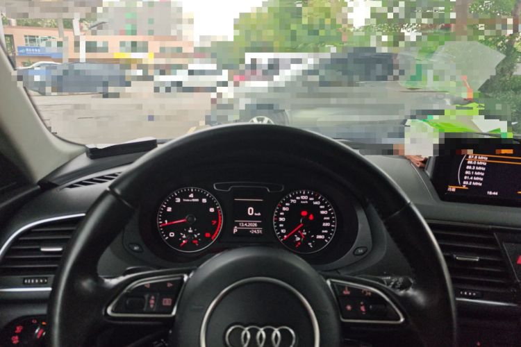 Used Audi Q3 2013 35 TFSI Comfort Model Instrument Cluster