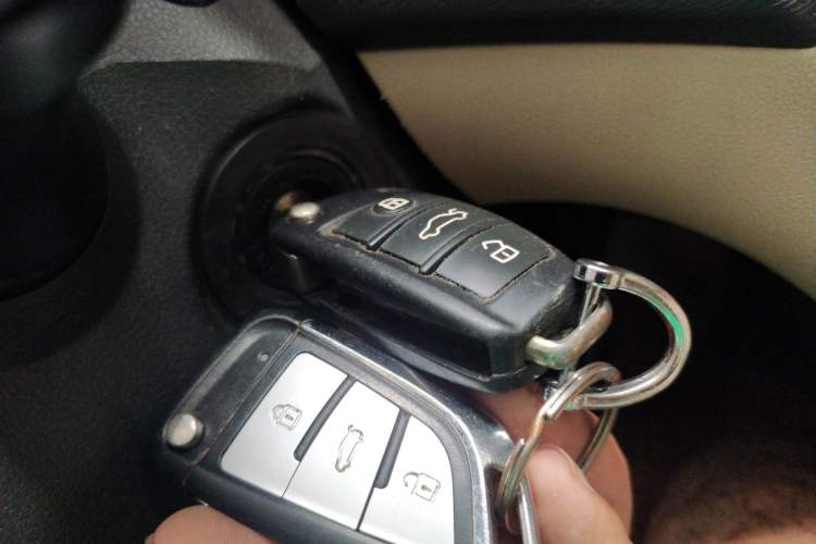 Used Chery Arrizo 7 2015 1.6L Manual ZhiShang Edition
