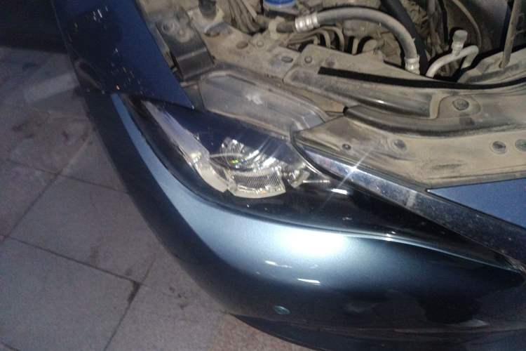 Used Mazda CX-4 2016 2.0L Automatic 2WD Blue Sky Dynamic Edition Right Front Headlight