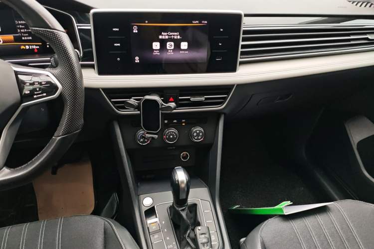 Used Volkswagen Tiguan L 2023 330TSI Automatic Two-Wheel Drive Comfort Edition Audio And AC Panel