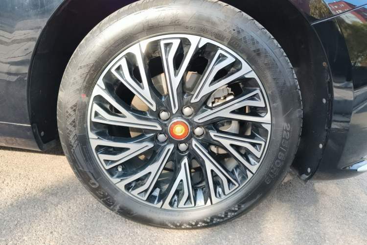 Used Hongqi H5 2024 2.0T Automatic Smart Connect Flagship Edition