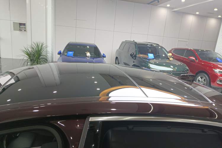 Used Jaguar XFL 2019 XFL 2.0T 250 PS Two-Wheel-Drive Luxury Edition
