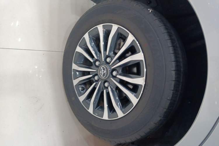 Used Toyota Corolla 2017 Revised Version 1.2T S-CVT GL-i
