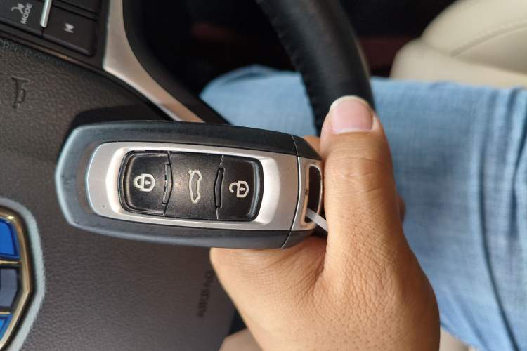 Used Geely Auto Emgrand 2018 1.5L CVT Luxury Model Vehicle Key