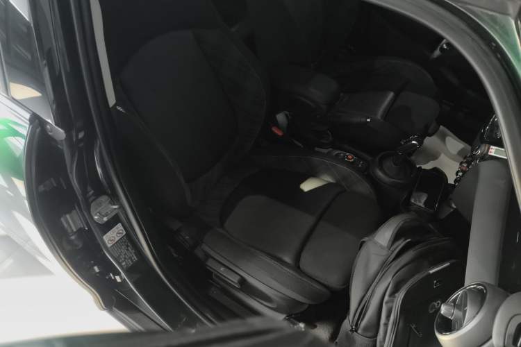 Used MINI MINI 2018 1.5T COOPER Classic Edition Five-Door Version