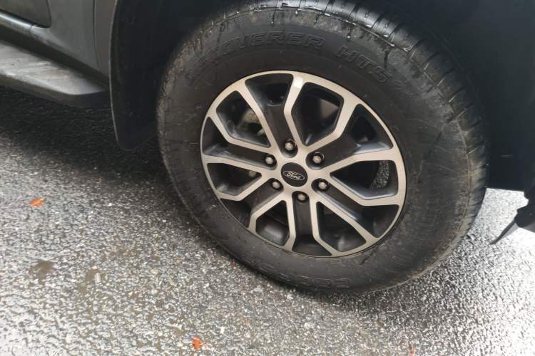 Used Ford Ranger 2023 Trailblazer 4x4 Automatic Version – Gasoline
