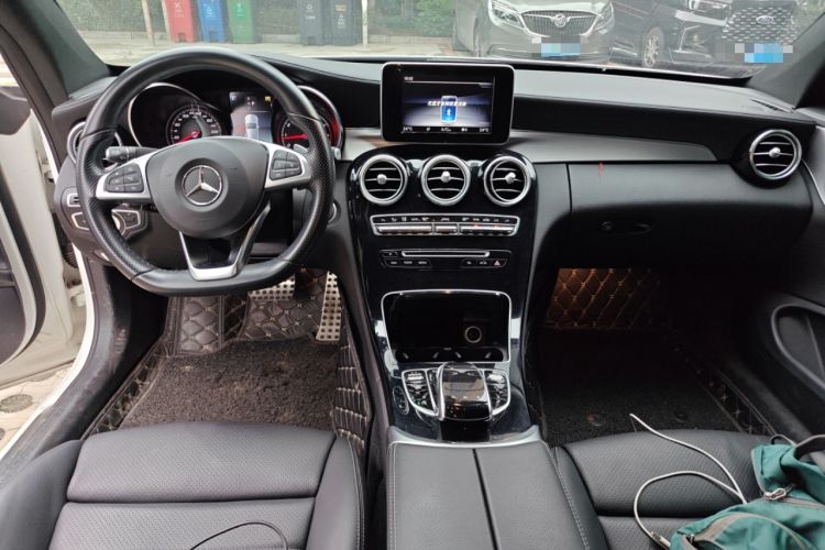 Used Mercedes-Benz C-Class 2018 C 200 Coupe Center Console