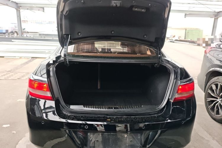 Used Buick GT 2013 GT 1.8L Automatic Fashion Edition Trunk