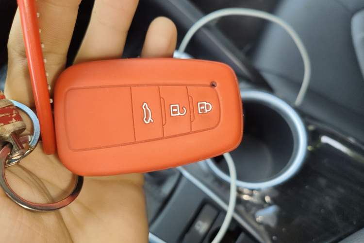 Used Toyota Camry 2021 2.0G Luxury Edition Vehicle Key