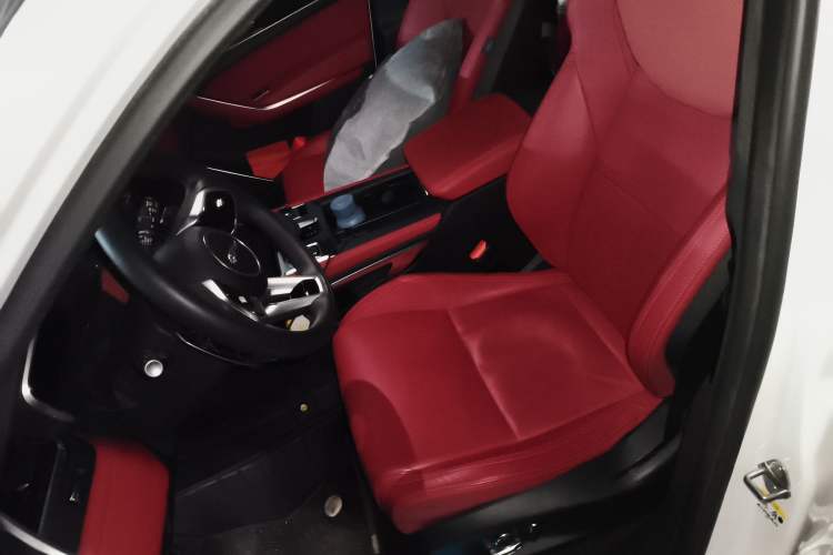 Used Jaguar F-PACE 2024 P400 SPORT