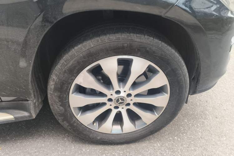 Used Mercedes-Benz GL-Class 2015 GL 400 4MATIC Dynamic Model