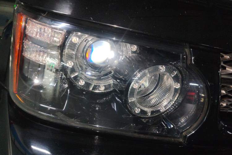 Used Land Rover Range Sport 2012 3.0 TDV6 HSE Diesel Edition Right Front Headlight