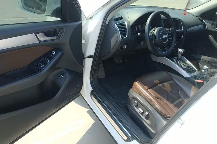 Used Audi Q5 2015 40 TFSI Technology Edition
