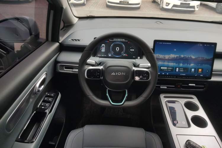 Used AION Y 2023 Plus 510 Smart Edition
