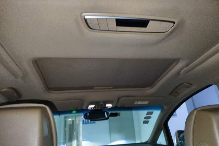 Used Buick GL8 2017 ES 28T Flagship Model China V Standard